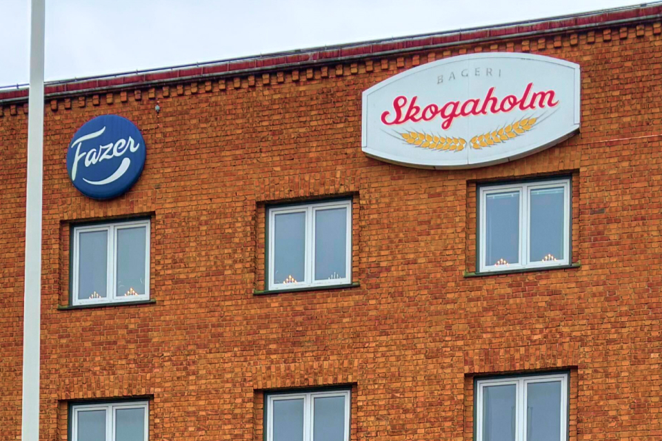 <span id="hs_cos_wrapper_name" class="hs_cos_wrapper hs_cos_wrapper_meta_field hs_cos_wrapper_type_text" style="" data-hs-cos-general-type="meta_field" data-hs-cos-type="text" >Fazer went from reactive maintenance to over 90% preventive</span>